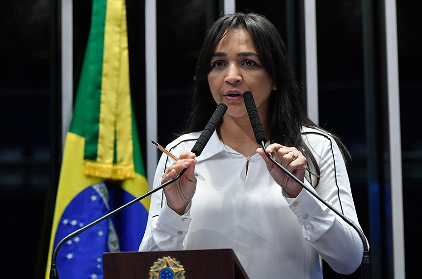 CEADEMA emite nota de repúdio contra senadora Eliziane Gama por apoio a  Lula - JM Notícia