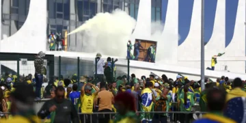 Manifestação em 8 de janeiro de 2023| Foto: Marcelo Camargo/Agência Brasil